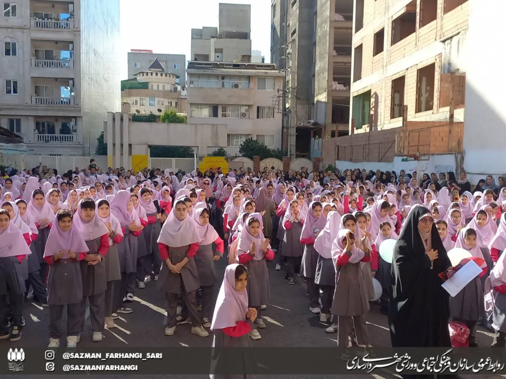 حضور مدیرعامل سازمان فرهنگی، اجتماعی و ورزشی شهرداری ساری در مراسم آغاز سال تحصیلی دبستان زنده‌یاد مهندس هدی صمدایی
