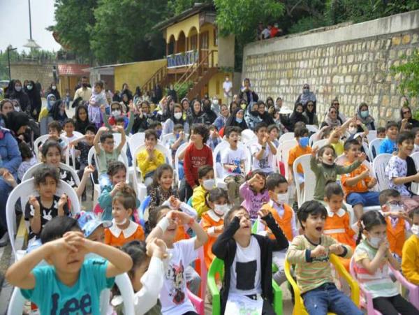 ویژه برنامه آموزش شهروندی با محوریت کودک در پارک ترافیکی ساری برگزار شد 