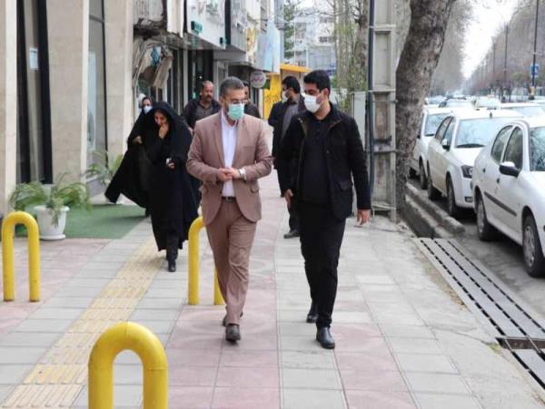 عاشقان قدم به قدم در بلوار طالقانی پای کار زیباسازی شهری ایستاد